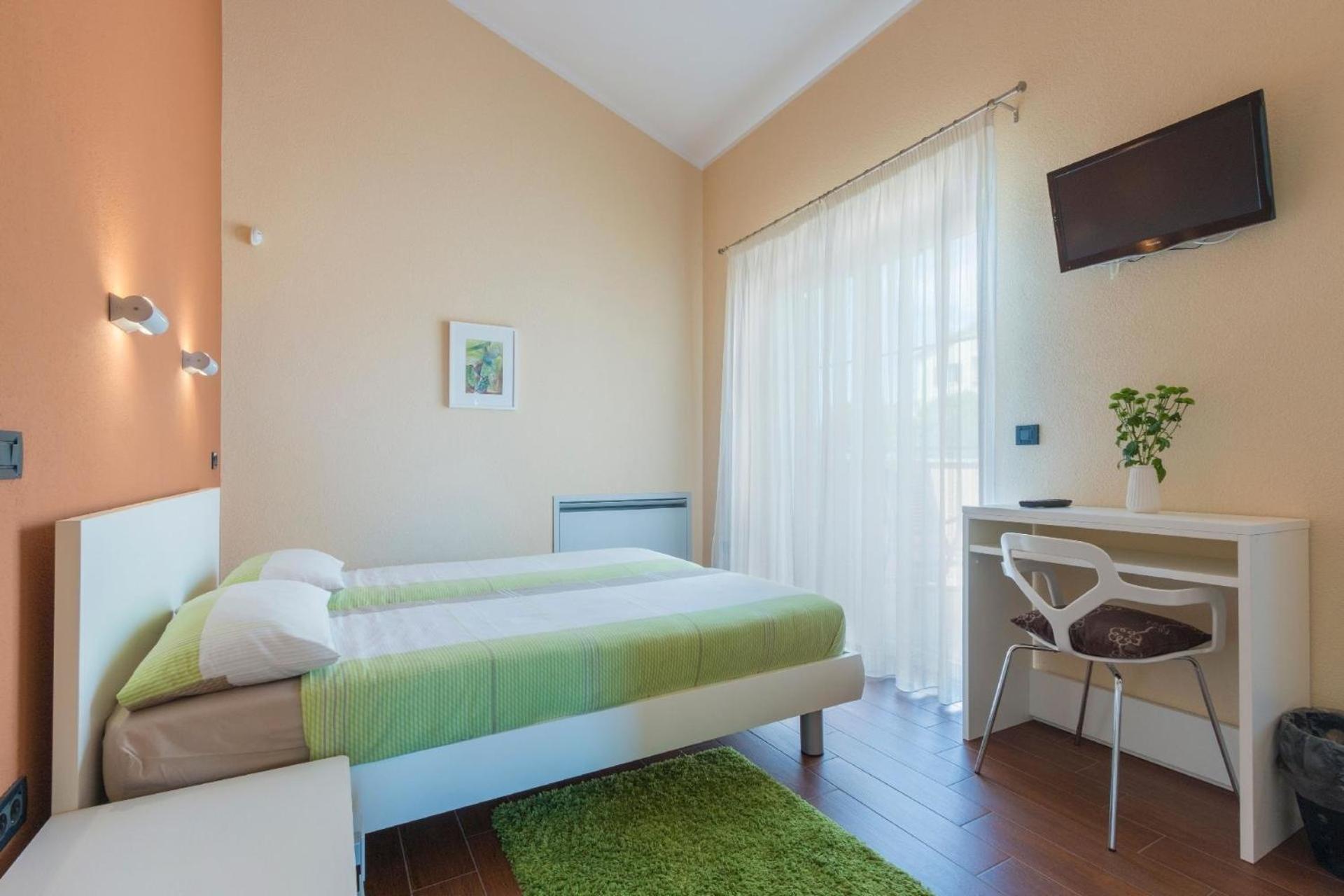Ferienhaus In Pomer Mit Privatem Beheizten Pool Und Meerblick מראה חיצוני תמונה